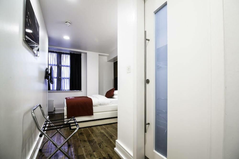 The Whitechapel Hotel London Ngoại thất bức ảnh